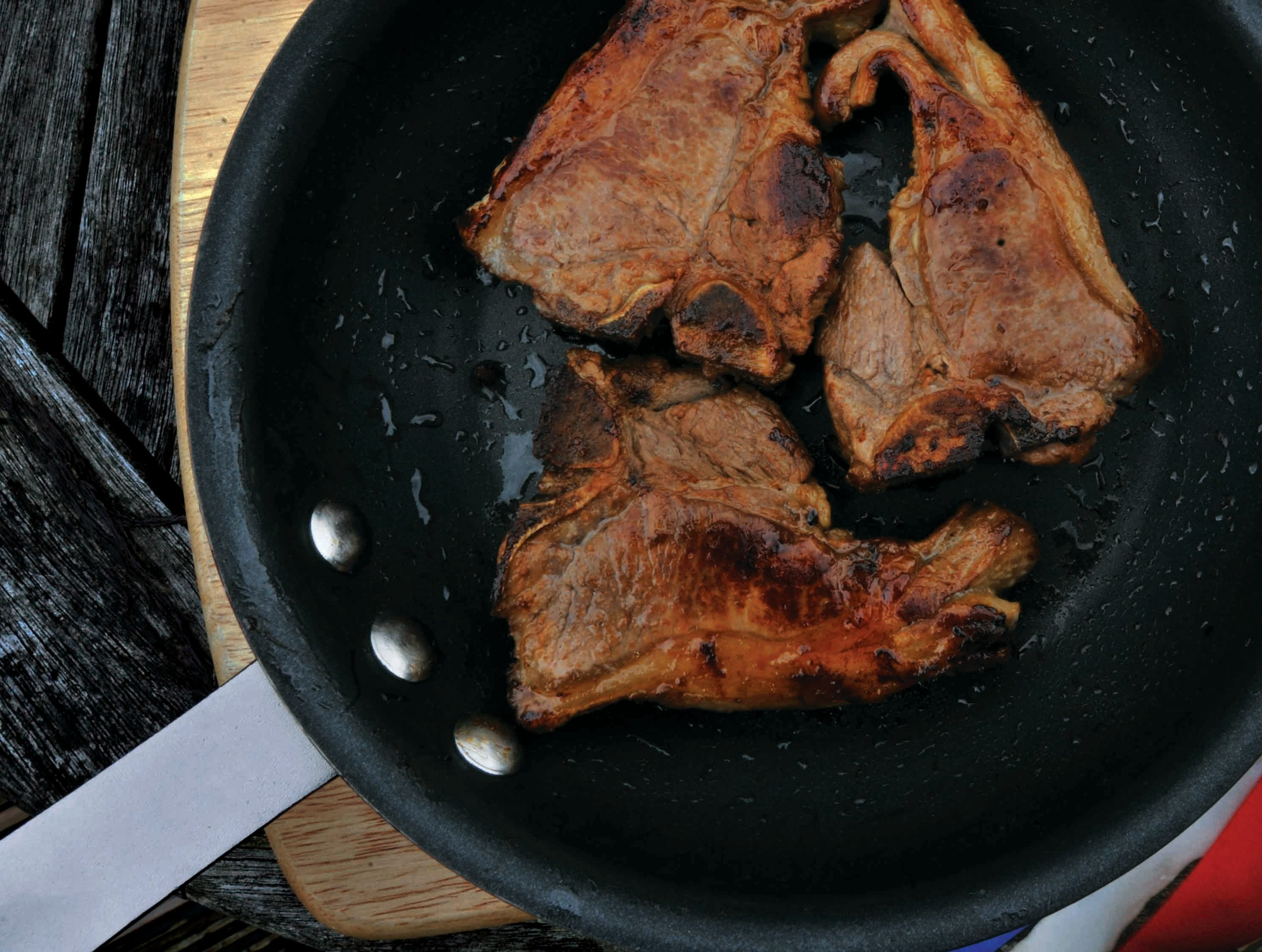 New Zealand Lamb Chops - Frenched Rack