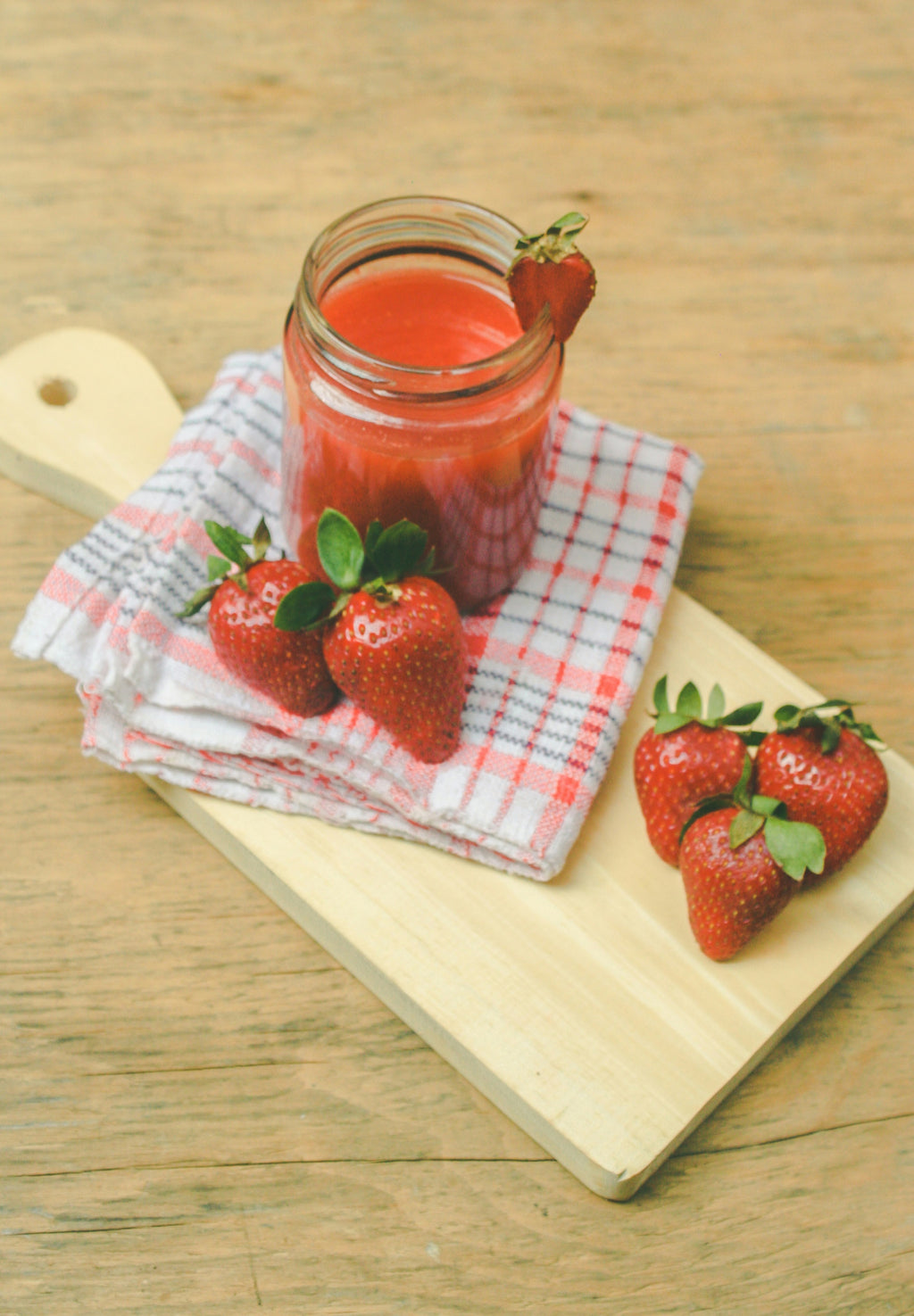 Fresh Strawberry Fruit Syrup - Natural Berry Flavor